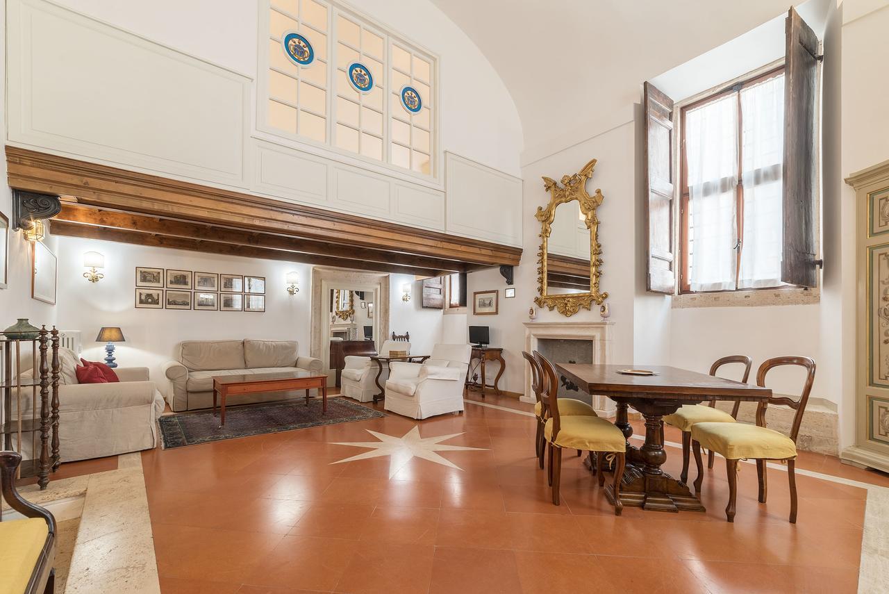 Campitelli Fascinating Apartment Рим Экстерьер фото